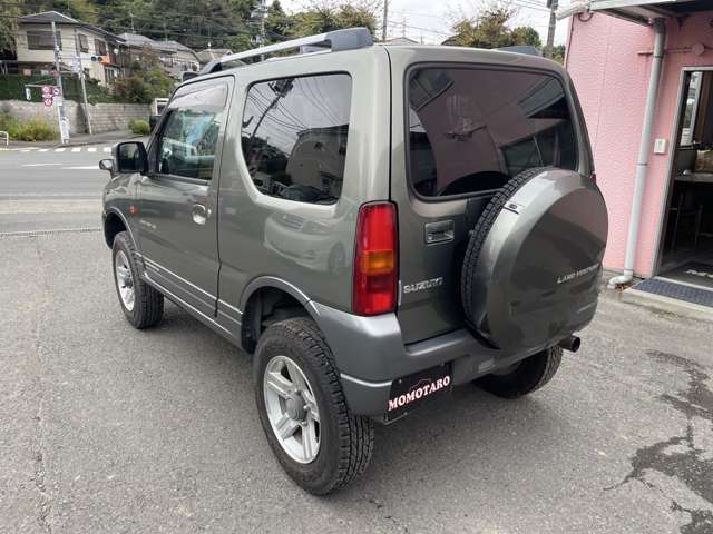 Suzuki Jimny 4