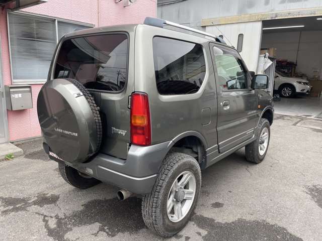 Suzuki Jimny 6