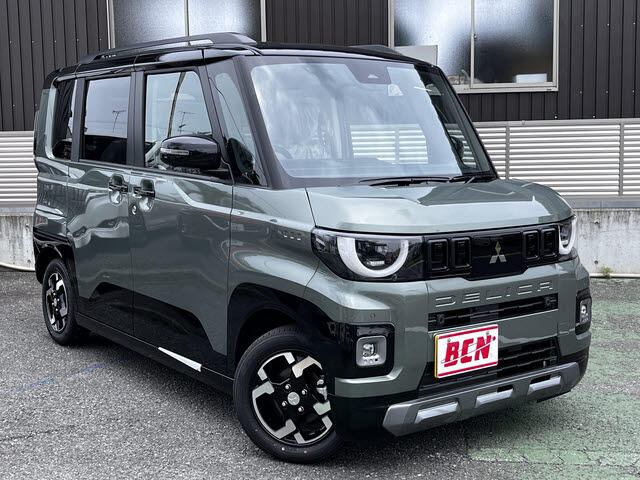 Mitsubishi Delica Mini 2