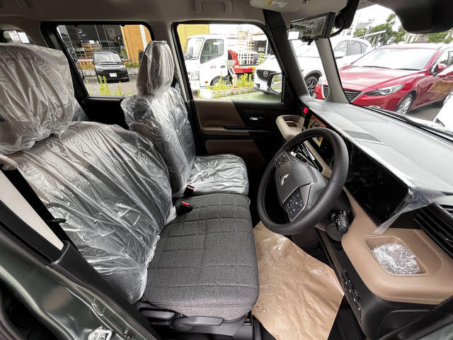 Mitsubishi Delica Mini 7