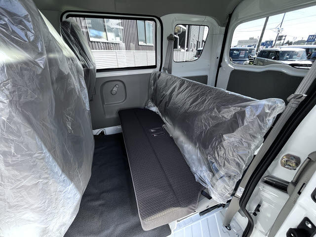 Suzuki Every 8