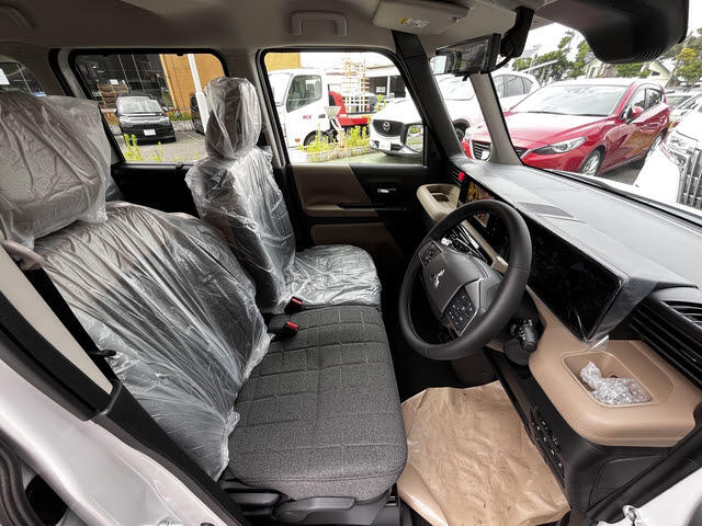 Mitsubishi Delica Mini 7