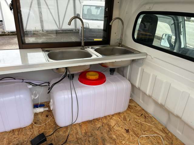 Suzuki Carry 8