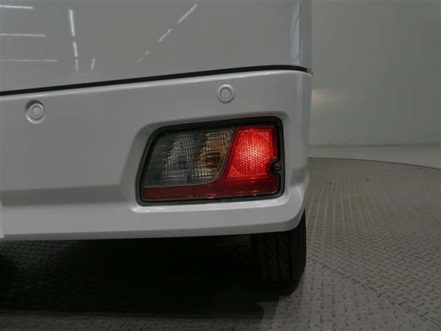 Daihatsu Hijet Cargo 10