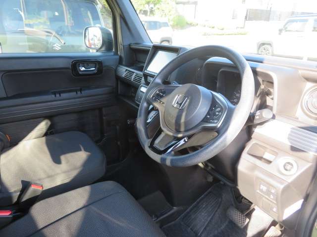 Honda N-VAN 11