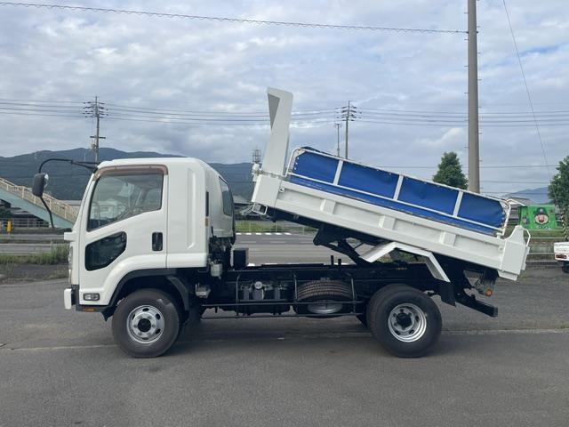 Isuzu Forward 4