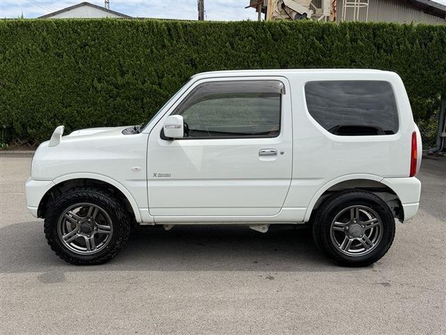Suzuki Jimny 3