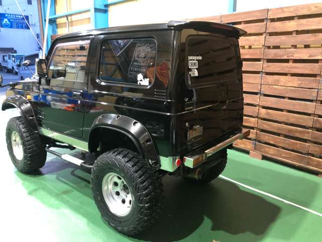 Suzuki Jimny 6