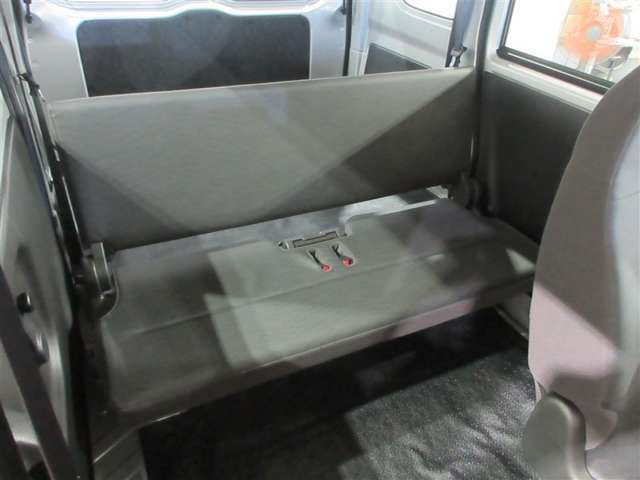 Suzuki Every 8