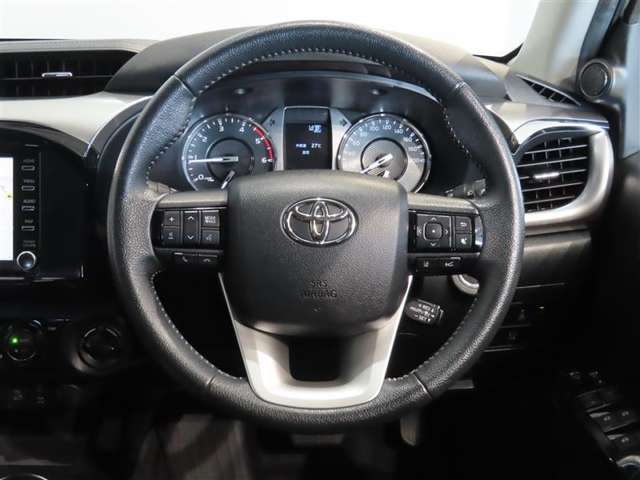 Toyota Hilux 7