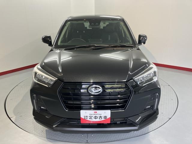 Daihatsu Rocky 7