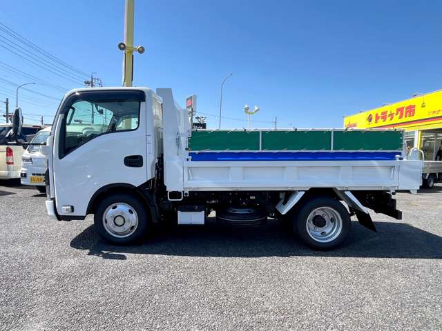 Isuzu Elf 4