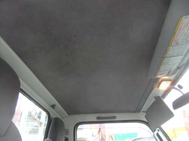 Isuzu Elf 10