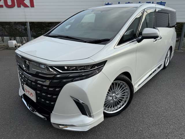 Toyota Alphard 3