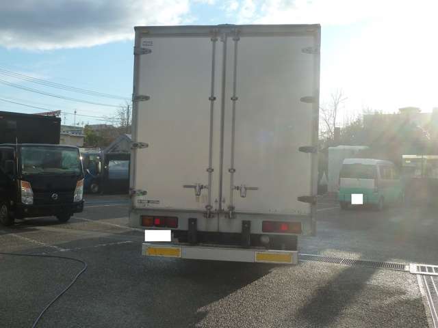 Hino Ranger 12