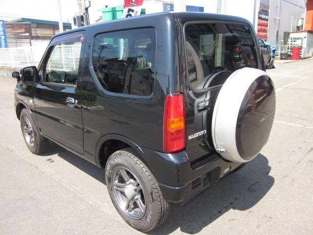 Suzuki Jimny 6
