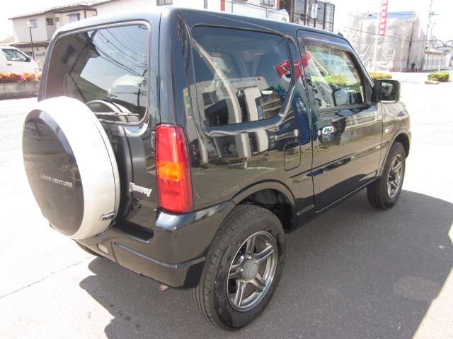 Suzuki Jimny 8