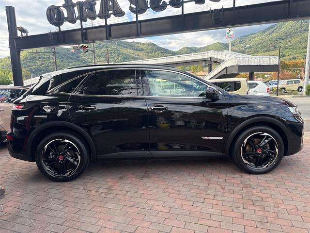 DS Automobiles DS 7 Crossback 9