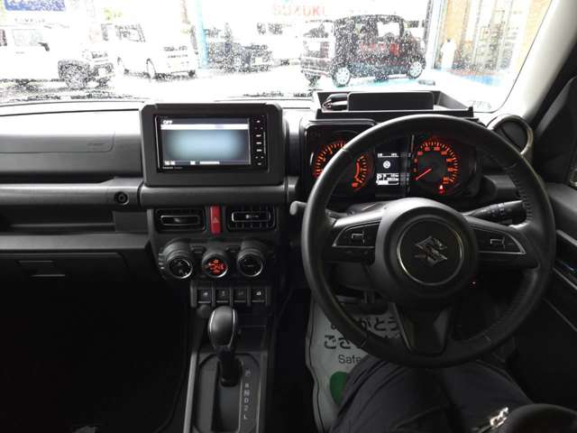 Suzuki Jimny Sierra 4