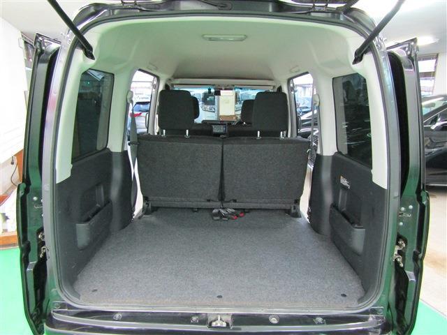 Daihatsu Hijet Cargo 9