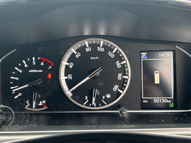 Toyota Hiace 8