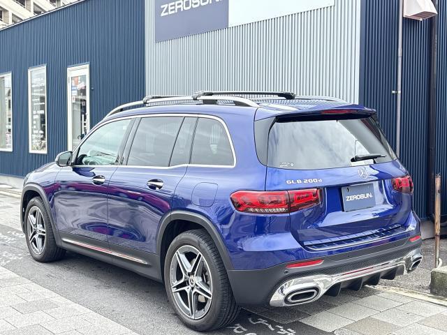Mercedes-Benz GLB 11