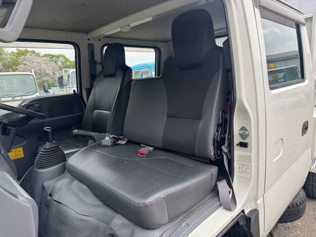 Isuzu Elf 11