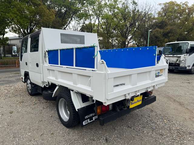 Isuzu Elf 9