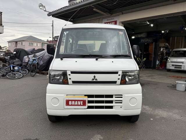 Mitsubishi Minicab Van 6