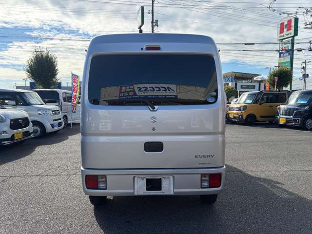 Suzuki Every 8