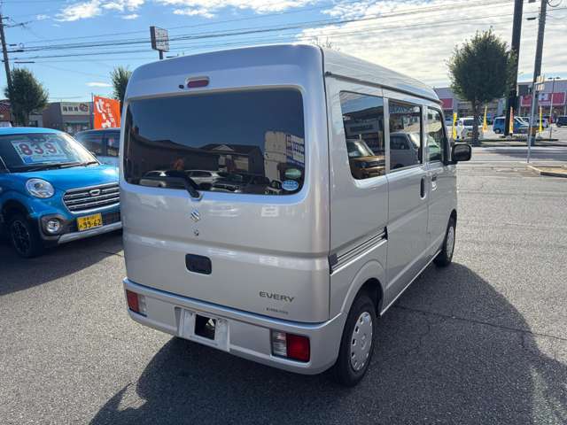 Suzuki Every 9