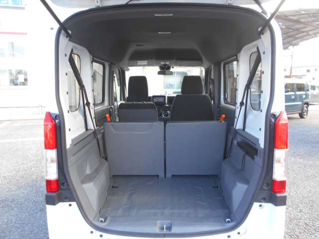 Honda N-VAN 11