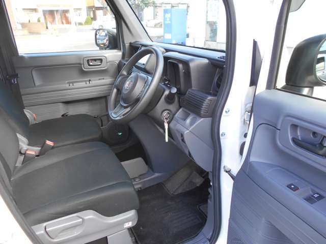 Honda N-VAN 9