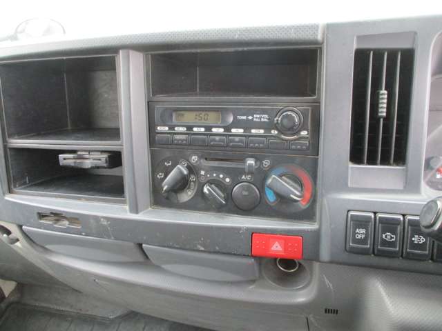 Isuzu Elf 10