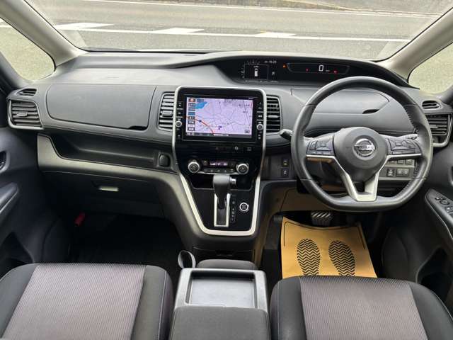 Nissan Serena 2