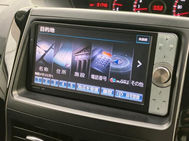 Toyota Voxy 4