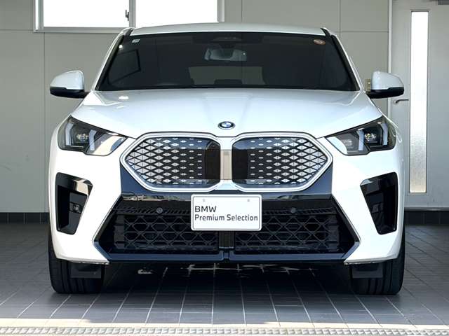 BMW iX2 7
