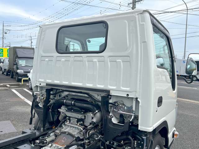 Isuzu Elf 11