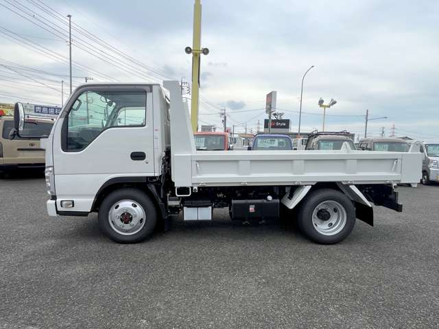 Isuzu Elf 4