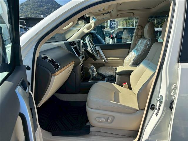 Toyota Land Cruiser Prado 10