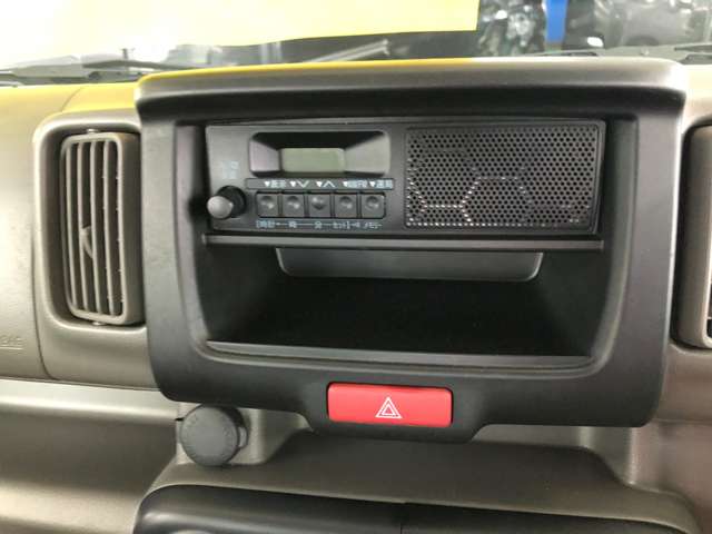 Nissan NV100 Clipper 10