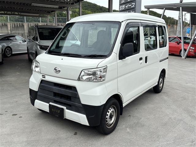 Daihatsu Hijet Cargo 3