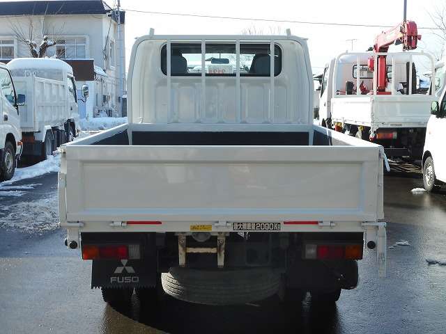 Mitsubishi Fuso Canter 7
