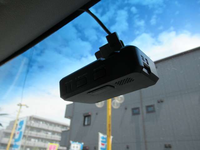 Daihatsu Hijet Cargo 6