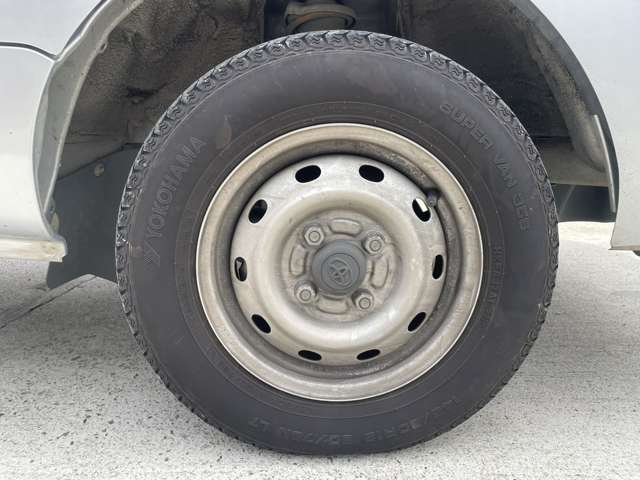 Toyota Pixis Truck 12