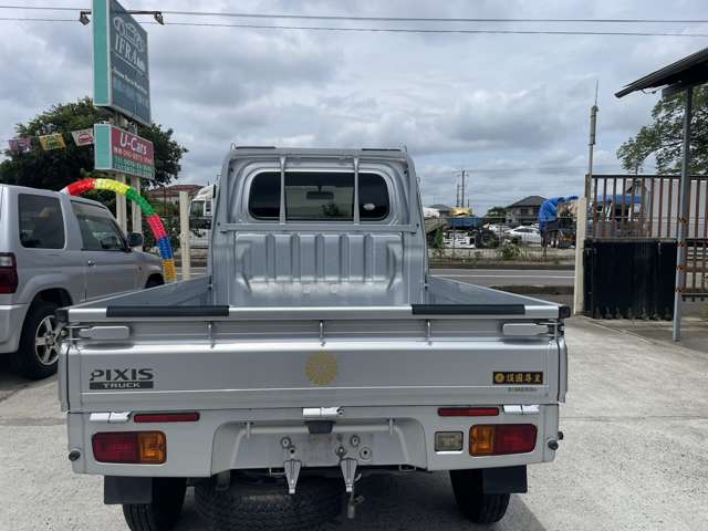 Toyota Pixis Truck 4