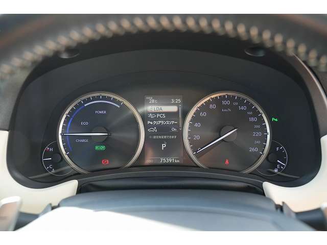 Lexus NX 9