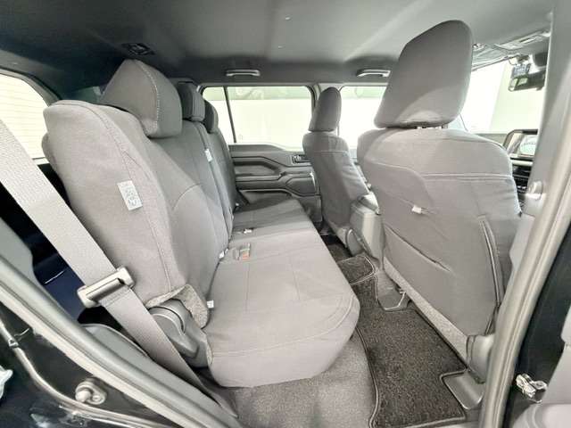 Toyota Land Cruiser FJ 8