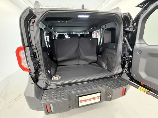 Toyota Land Cruiser FJ 9