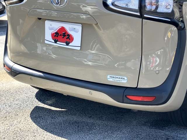 Toyota Sienta 8